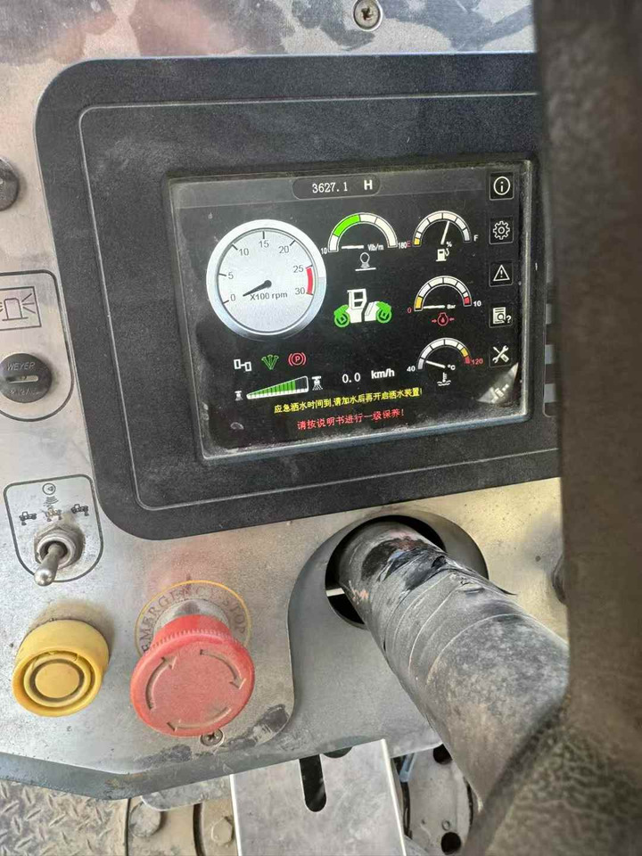 SANY STR130C-8C - مدحلة الأسفلت: صور 2 SANY STR130C-8C - مدحلة الأسفلت: صور 2