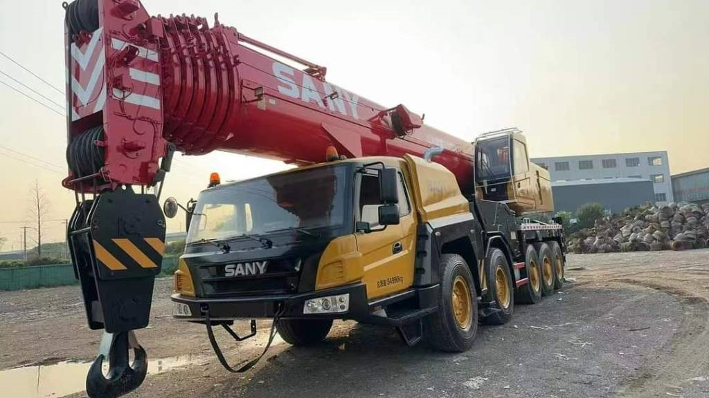 Sany STC 1000 S - رافعة لجميع التضاريس: صور 3 Sany STC 1000 S - رافعة لجميع التضاريس: صور 3