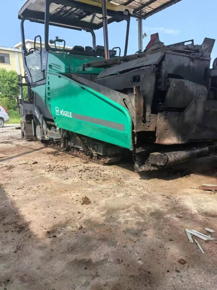 Vögele Super 2100-3 - العامل بالقار: صور 4 Vögele Super 2100-3 - العامل بالقار: صور 4