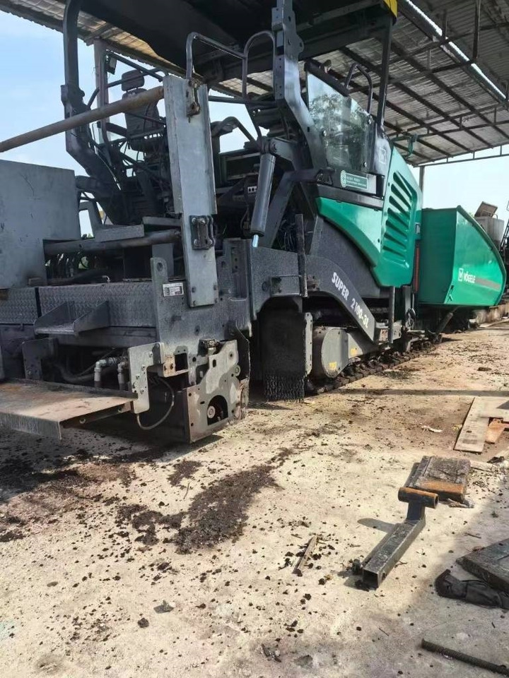 Vögele Super 2100-3 - العامل بالقار: صور 5 Vögele Super 2100-3 - العامل بالقار: صور 5