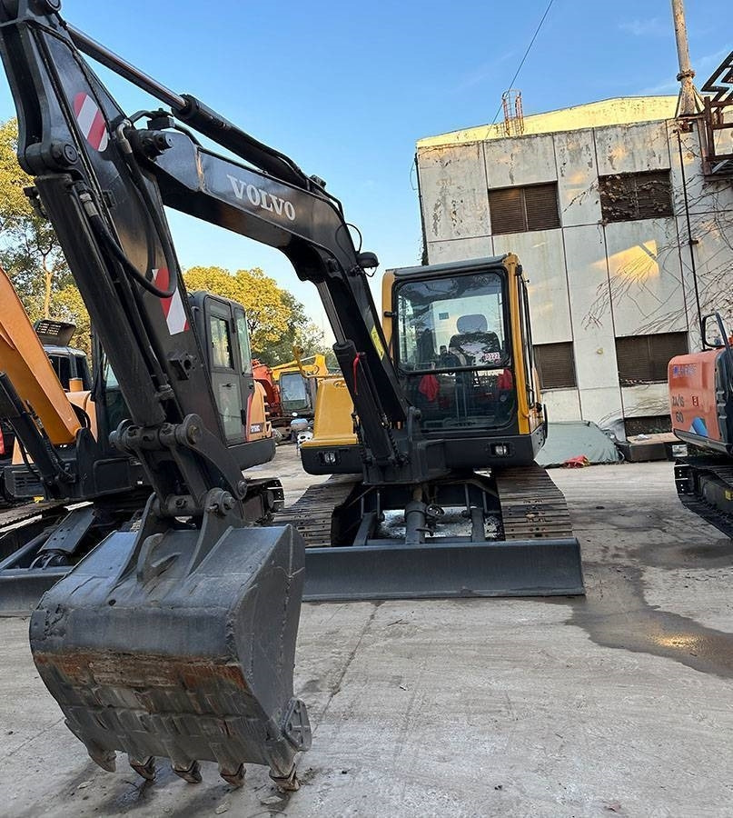 Volvo EC 55 B Pro - حفارة مصغرة: صور 4 Volvo EC 55 B Pro - حفارة مصغرة: صور 4