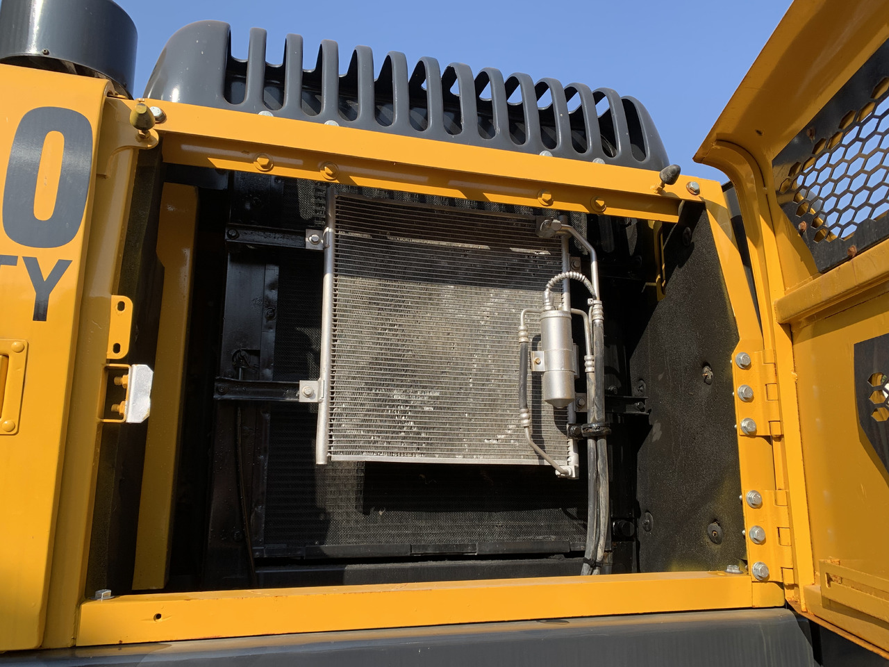 Volvo EC210D - حفارة على عجلات: صور 5 Volvo EC210D - حفارة على عجلات: صور 5