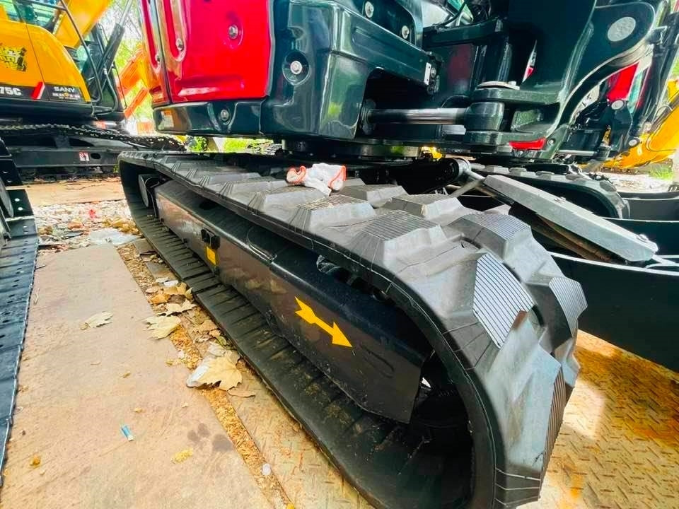 Yanmar VIO55 - حفارة مصغرة: صور 4 Yanmar VIO55 - حفارة مصغرة: صور 4