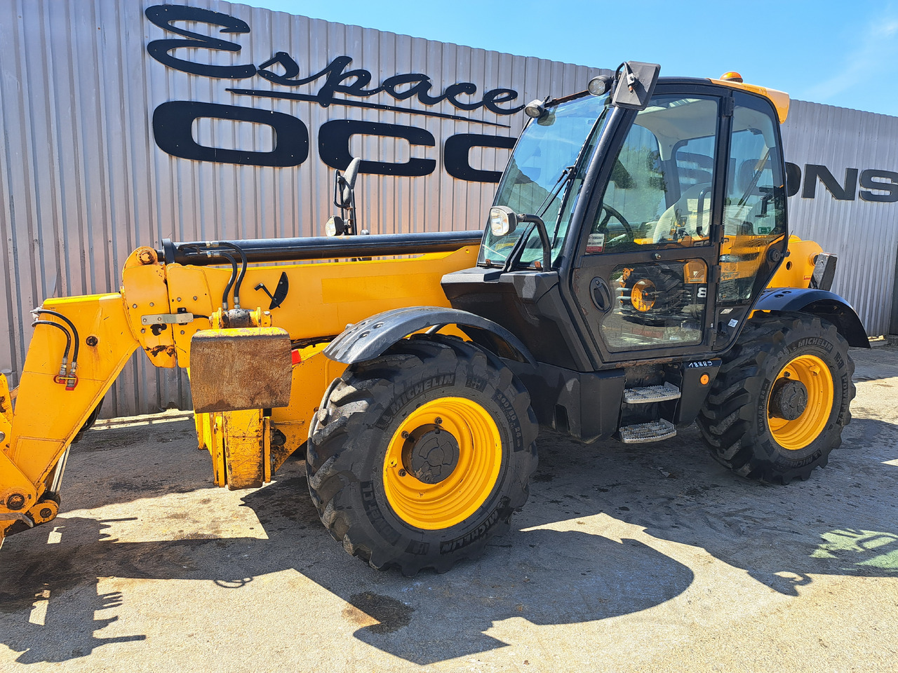 JCB 540-140 - رافعة تلسكوبية: صور 1 JCB 540-140 - رافعة تلسكوبية: صور 1