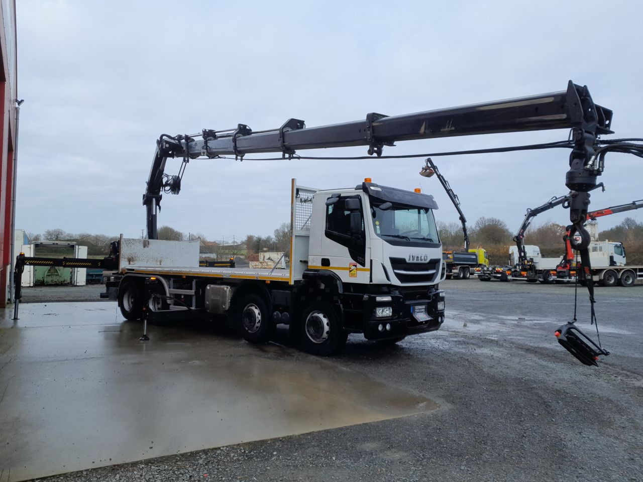 Iveco 8x4 8x4 Standard platform Truck - شاحنات مسطحة, شاحنة كرين: صور 2 Iveco 8x4 8x4 Standard platform Truck - شاحنات مسطحة, شاحنة كرين: صور 2