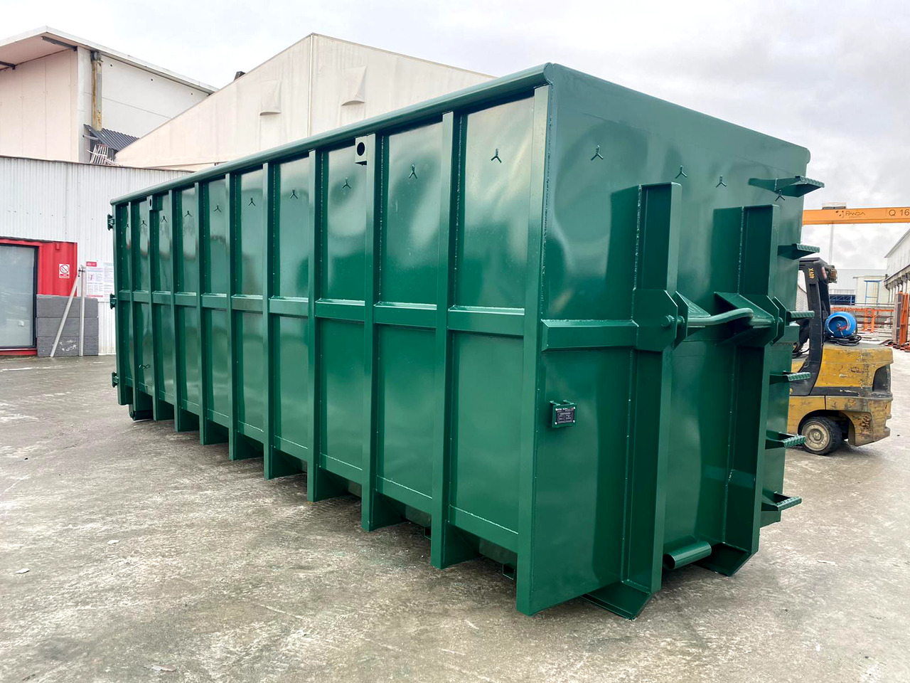 Metal-K Kontener/Abrollcontainer KP40S - حاوية هوك لفت: صور 1 Metal-K Kontener/Abrollcontainer KP40S - حاوية هوك لفت: صور 1