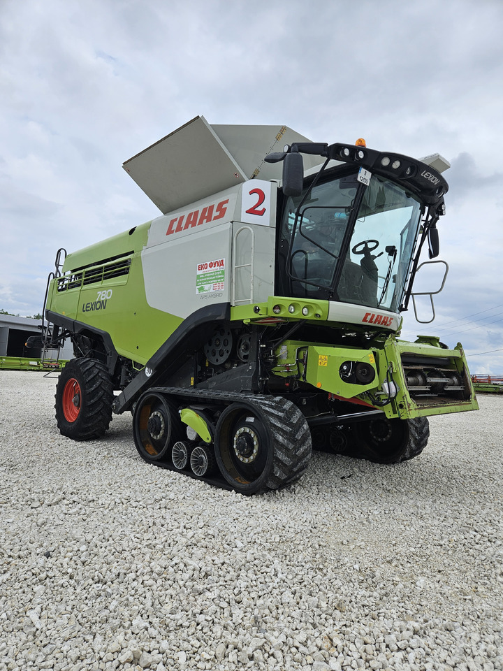 CLAAS LEXION 780 TT, V12.30 - آلة حصاد: صور 1 CLAAS LEXION 780 TT, V12.30 - آلة حصاد: صور 1