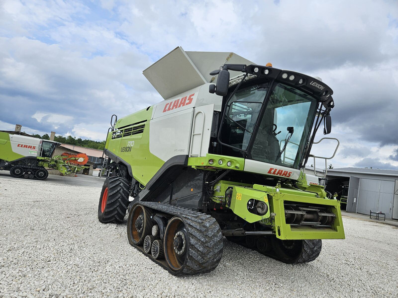Claas Lexion 770 TT - حصادة شاملة: صور 4 Claas Lexion 770 TT - حصادة شاملة: صور 4