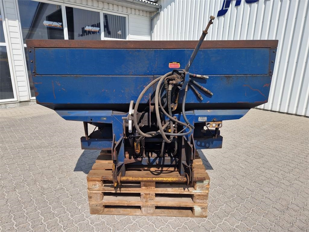 Bogballe C II HYDRAULISK - آلة رش الأسمدة: صور 3 Bogballe C II HYDRAULISK - آلة رش الأسمدة: صور 3