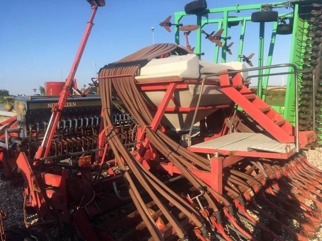 Doublet-Record DB 4M M/ACCON LUFT - معدات بذار: صور 3 Doublet-Record DB 4M M/ACCON LUFT - معدات بذار: صور 3