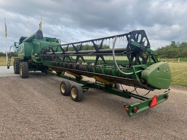John Deere T660I - حصادة شاملة: صور 5 John Deere T660I - حصادة شاملة: صور 5