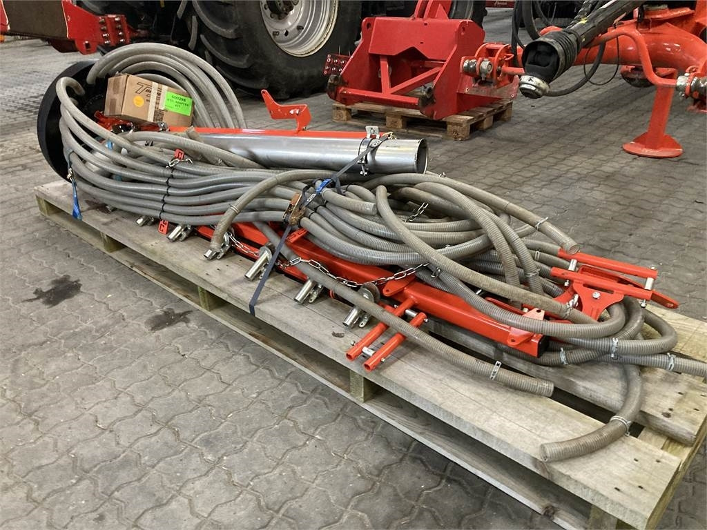 Kuhn TF FORDELERHOVE - آلات البذر والغرس والشتل: صور 2 Kuhn TF FORDELERHOVE - آلات البذر والغرس والشتل: صور 2
