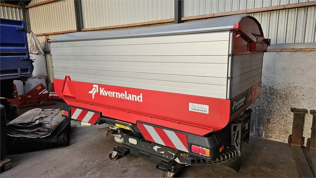 Kverneland TL-GEOSPREAD - آلة رش الأسمدة: صور 1 Kverneland TL-GEOSPREAD - آلة رش الأسمدة: صور 1