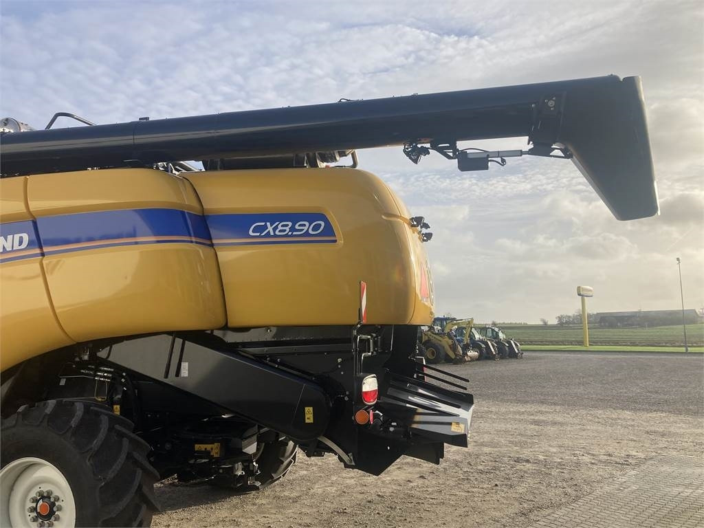 تأجير New Holland CX8.90 STAGE 5  New Holland CX8.90 STAGE 5: صور 7