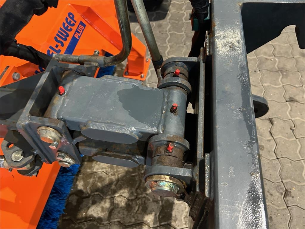 Tuchel ECO 1,5M - مكنسة: صور 2 Tuchel ECO 1,5M - مكنسة: صور 2