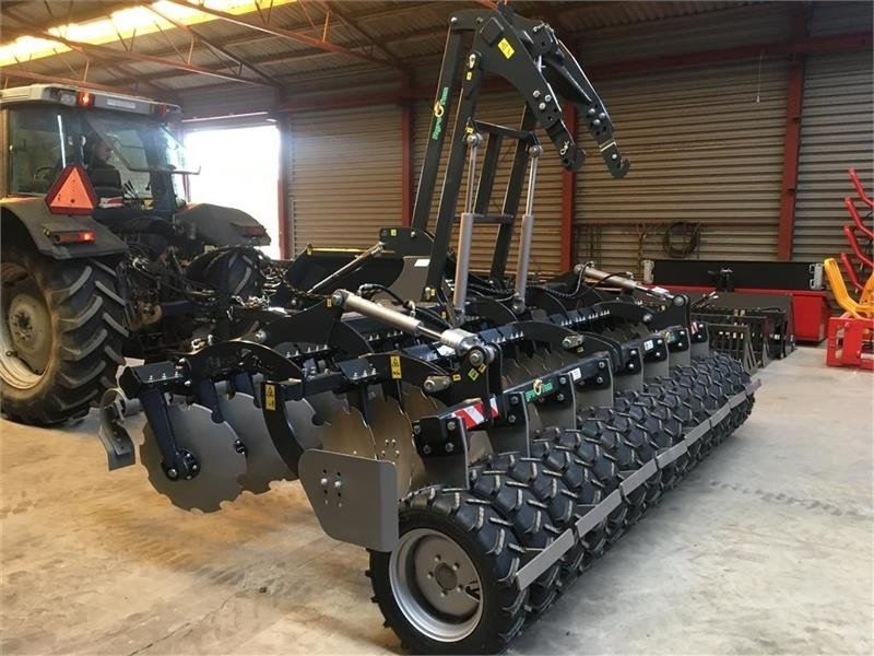 Agro - TOM 4 m. bugseret med slæbeplanke  - قرص مسلفة: صور 4 Agro - TOM 4 m. bugseret med slæbeplanke  - قرص مسلفة: صور 4