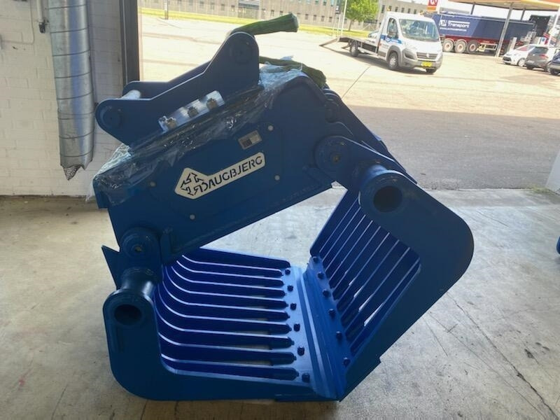 Daubjerg 14-18 tons - مخلبي: صور 1 Daubjerg 14-18 tons - مخلبي: صور 1