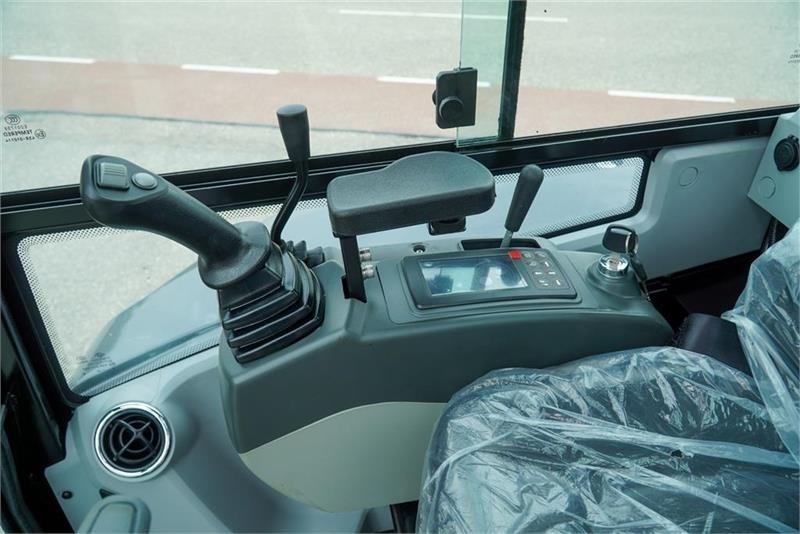 حفارة مصغرة Eurotrac HE26-SR: صور 11