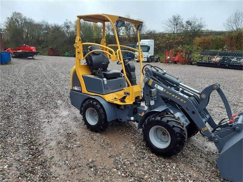 Eurotrac W11 med lav tårn - لودر مفصلي صغير: صور 5 Eurotrac W11 med lav tårn - لودر مفصلي صغير: صور 5