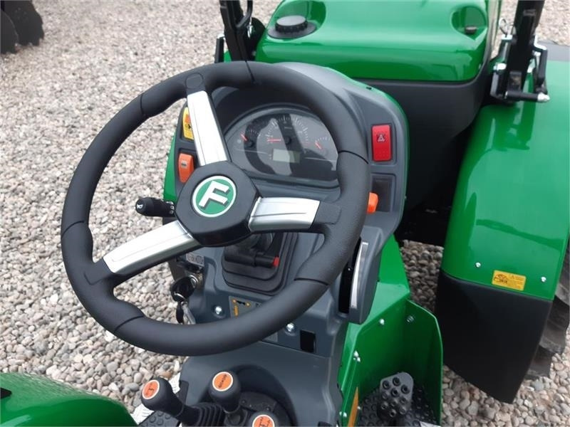 Ferrari alle modeller - جرارات البلدية: صور 5 Ferrari alle modeller - جرارات البلدية: صور 5