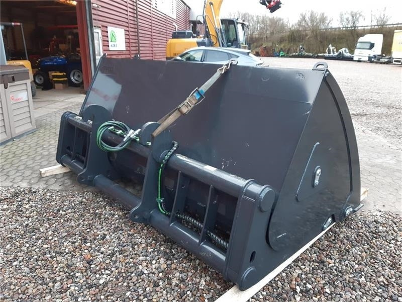 Inter-Tech højtipskovl inter-tech 3 meters - الآلات والماكينات الزراعية: صور 3 Inter-Tech højtipskovl inter-tech 3 meters - الآلات والماكينات الزراعية: صور 3