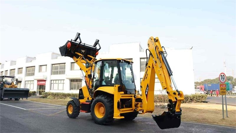 Lonking 83C Fabriks ny - حفار متعدد الاستخدام: صور 3 Lonking 83C Fabriks ny - حفار متعدد الاستخدام: صور 3