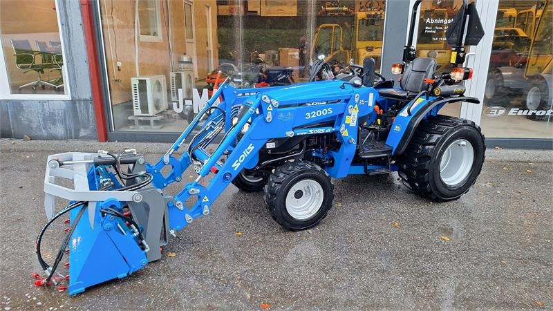 Solis 26 - جرارات البلدية: صور 1 Solis 26 - جرارات البلدية: صور 1