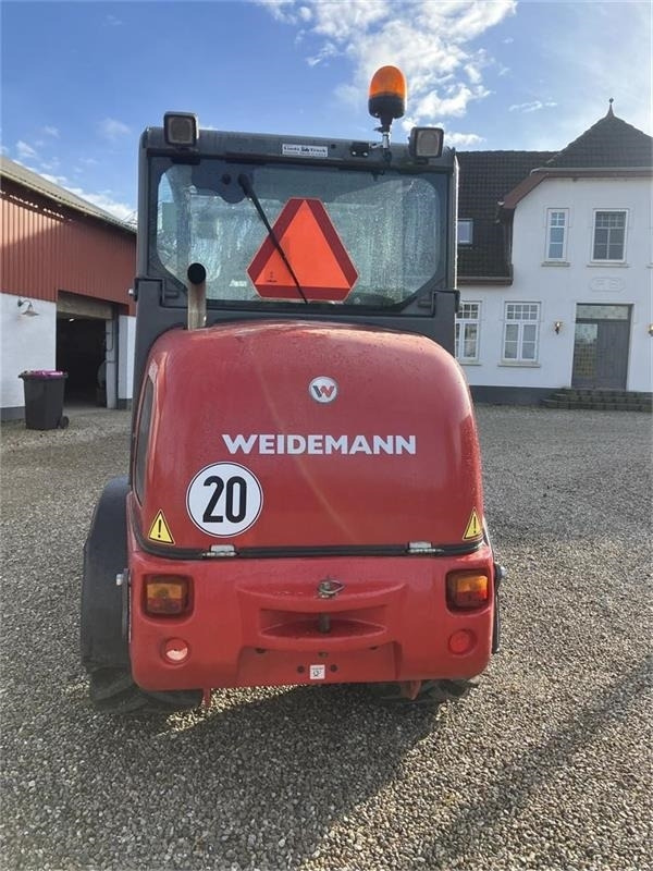 Weidemann 2070 LP - لودر مفصلي صغير: صور 4 Weidemann 2070 LP - لودر مفصلي صغير: صور 4