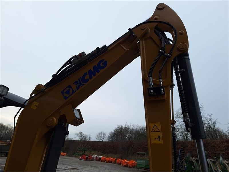 حفارة مصغرة XCMG Xe27e U/KABINE: صور 6 حفارة مصغرة XCMG Xe27e U/KABINE: صور 6