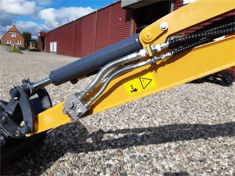 تأجير XCMG xe20e  XCMG xe20e: صور 18