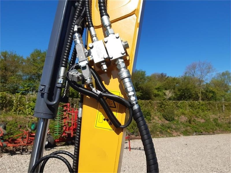 XCMG xe27e med rototilt - حفارة مصغرة: صور 4 XCMG xe27e med rototilt - حفارة مصغرة: صور 4