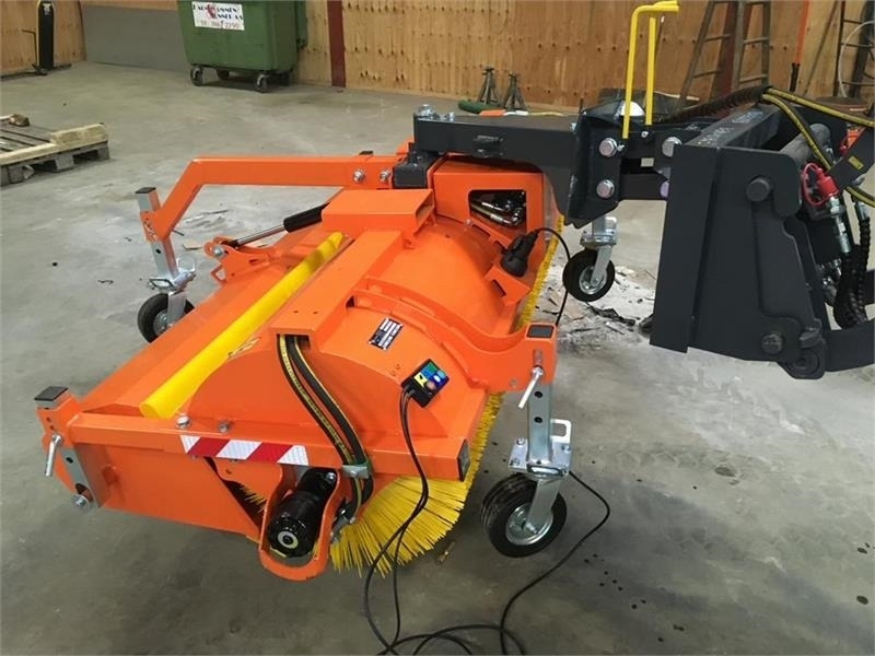 - - - j maskiner  - مكنسة: صور 2 - - - j maskiner  - مكنسة: صور 2