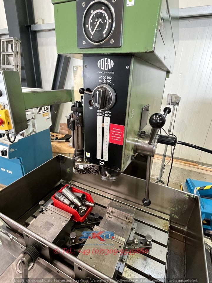 Bohrmaschine Bohr- und Ausdrehmaschine ACIERA 23 TR 50/51 - آلة تصنيع المعادن: صور 4 Bohrmaschine Bohr- und Ausdrehmaschine ACIERA 23 TR 50/51 - آلة تصنيع المعادن: صور 4