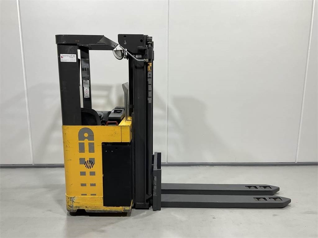 Atlet X/200 STFV SN 320 - معدات تكديس: صور 1 Atlet X/200 STFV SN 320 - معدات تكديس: صور 1