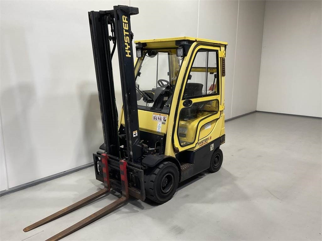 Hyster 1.8FT - رافعة شوكية تعمل بالغاز: صور 4 Hyster 1.8FT - رافعة شوكية تعمل بالغاز: صور 4