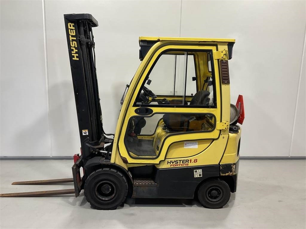 Hyster 1.8FT - رافعة شوكية تعمل بالغاز: صور 3 Hyster 1.8FT - رافعة شوكية تعمل بالغاز: صور 3