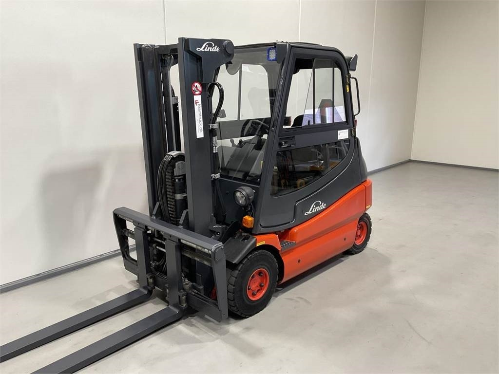 Linde E25P - 02 - رافعة شوكية كهربائية: صور 4 Linde E25P - 02 - رافعة شوكية كهربائية: صور 4