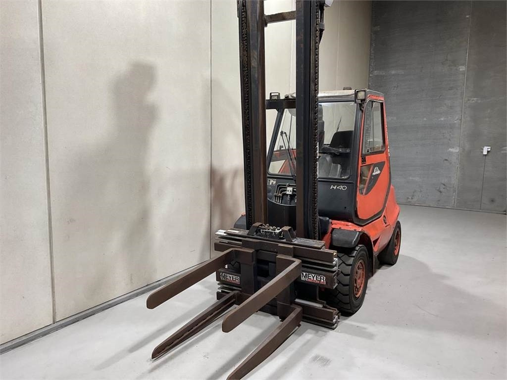 Linde H40D-04 - رافعة شوكية ديزل: صور 4 Linde H40D-04 - رافعة شوكية ديزل: صور 4