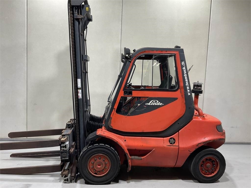 Linde H40D-04 - رافعة شوكية ديزل: صور 3 Linde H40D-04 - رافعة شوكية ديزل: صور 3