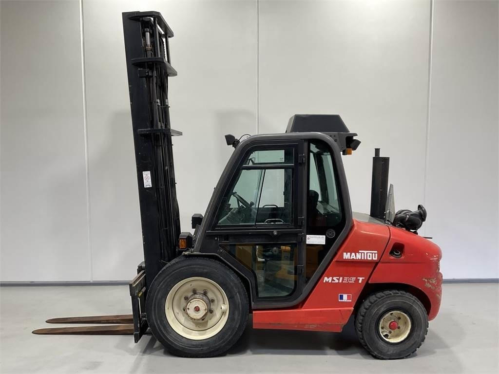Manitou MSI 35T - شاحنات الطرق الوعرة: صور 3 Manitou MSI 35T - شاحنات الطرق الوعرة: صور 3