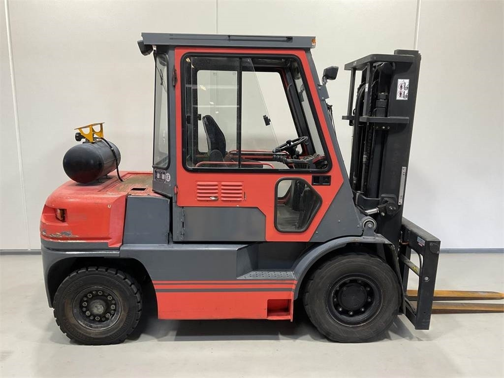 Tailift FG40 - رافعة شوكية تعمل بالغاز: صور 1 Tailift FG40 - رافعة شوكية تعمل بالغاز: صور 1