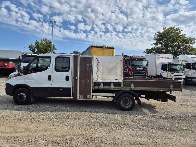 Iveco Daily 70c17 // med lad og presenning - شاحنات مسطحة: صور 2 Iveco Daily 70c17 // med lad og presenning - شاحنات مسطحة: صور 2