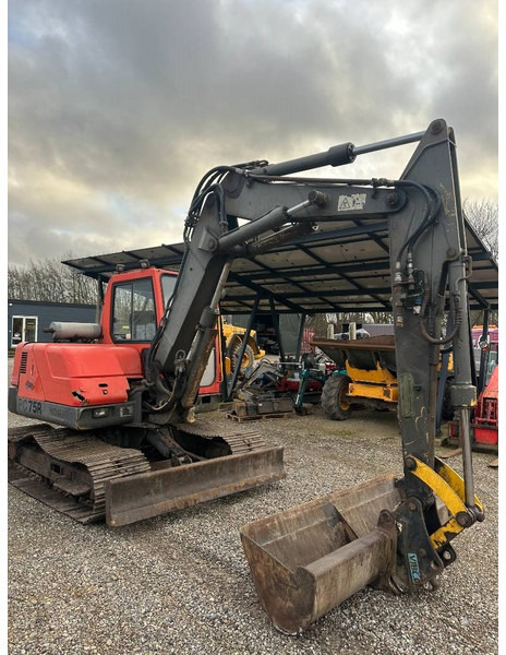 Komatsu PC 75 - حفارة مصغرة: صور 2 Komatsu PC 75 - حفارة مصغرة: صور 2