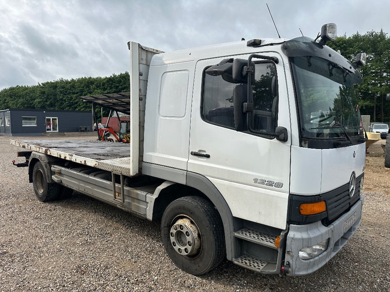 Mercedes-Benz Atego 1228 4x2 - شاحنات مسطحة: صور 2 Mercedes-Benz Atego 1228 4x2 - شاحنات مسطحة: صور 2