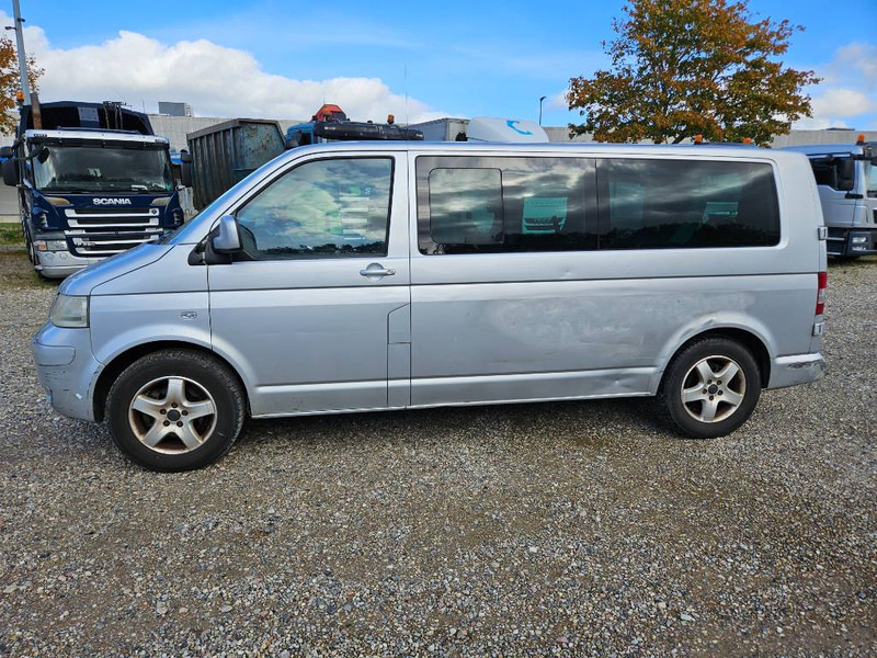 Volkswagen Caravelle 2,5 TDi 130 Comfortline 9prs 4d - صغيرة, ميكروباص: صور 2 Volkswagen Caravelle 2,5 TDi 130 Comfortline 9prs 4d - صغيرة, ميكروباص: صور 2