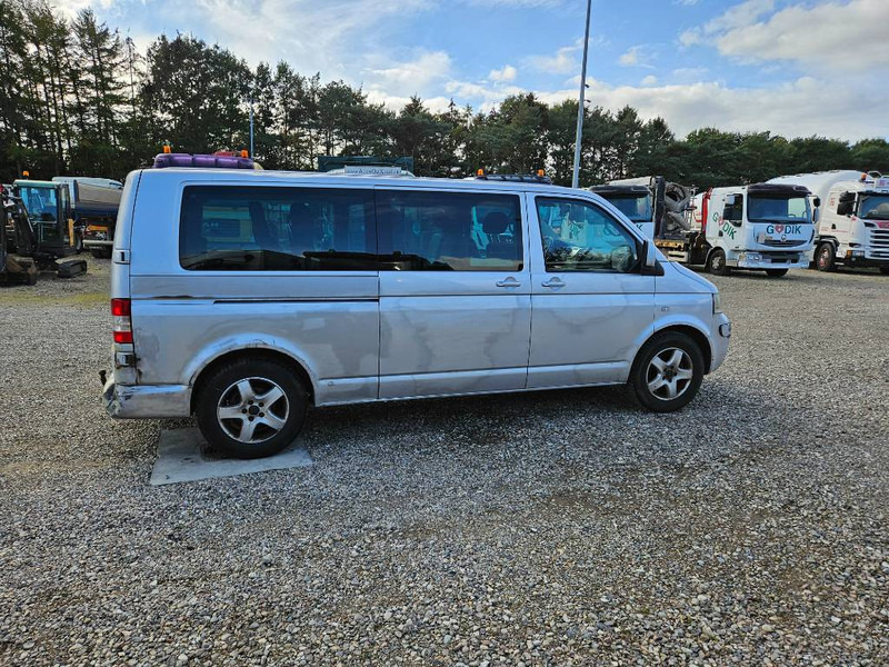 Volkswagen Caravelle 2,5 TDi 130 lang 10prs 5d - صغيرة, ميكروباص: صور 5 Volkswagen Caravelle 2,5 TDi 130 lang 10prs 5d - صغيرة, ميكروباص: صور 5