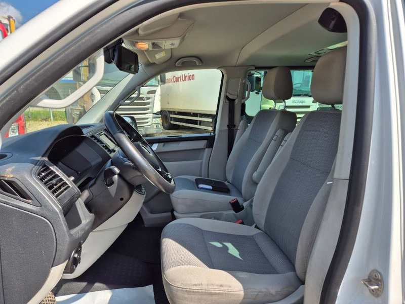 سيارة Volkswagen Caravelle 4x4 // 4motion 8(10) person bus Long: صور 8 سيارة Volkswagen Caravelle 4x4 // 4motion 8(10) person bus Long: صور 8