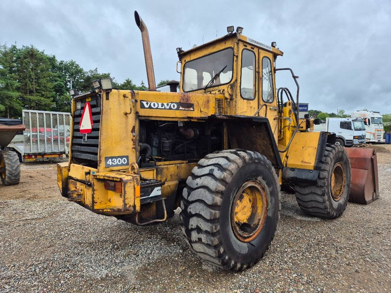 Volvo BM 4300 - اللودر بعجل: صور 5 Volvo BM 4300 - اللودر بعجل: صور 5