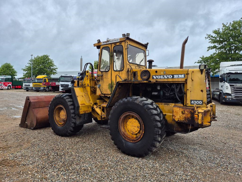 Volvo BM 4300 - اللودر بعجل: صور 3 Volvo BM 4300 - اللودر بعجل: صور 3