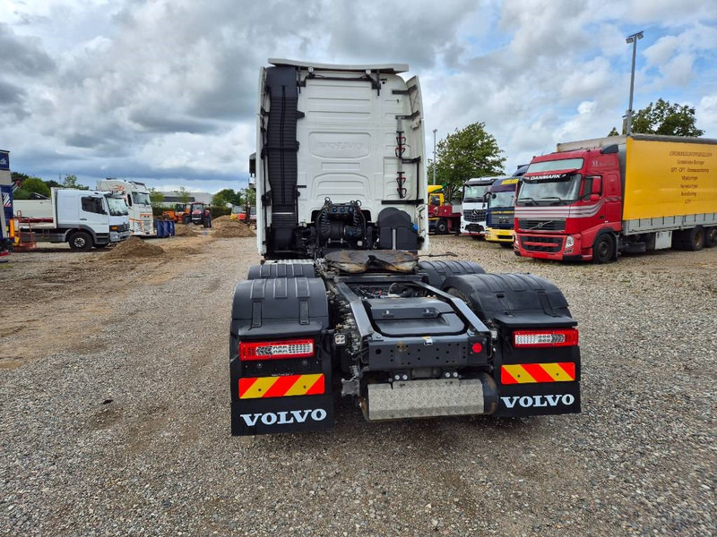 Volvo FH 500 6x2 // ACC // 10 Wheeler // Low km - شاحنة جرار: صور 4 Volvo FH 500 6x2 // ACC // 10 Wheeler // Low km - شاحنة جرار: صور 4